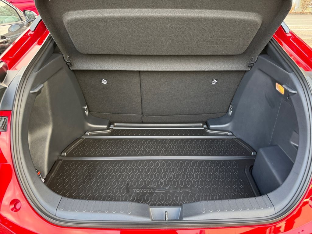 Toyota C-HR 2.0 Hybrid Teamplayer