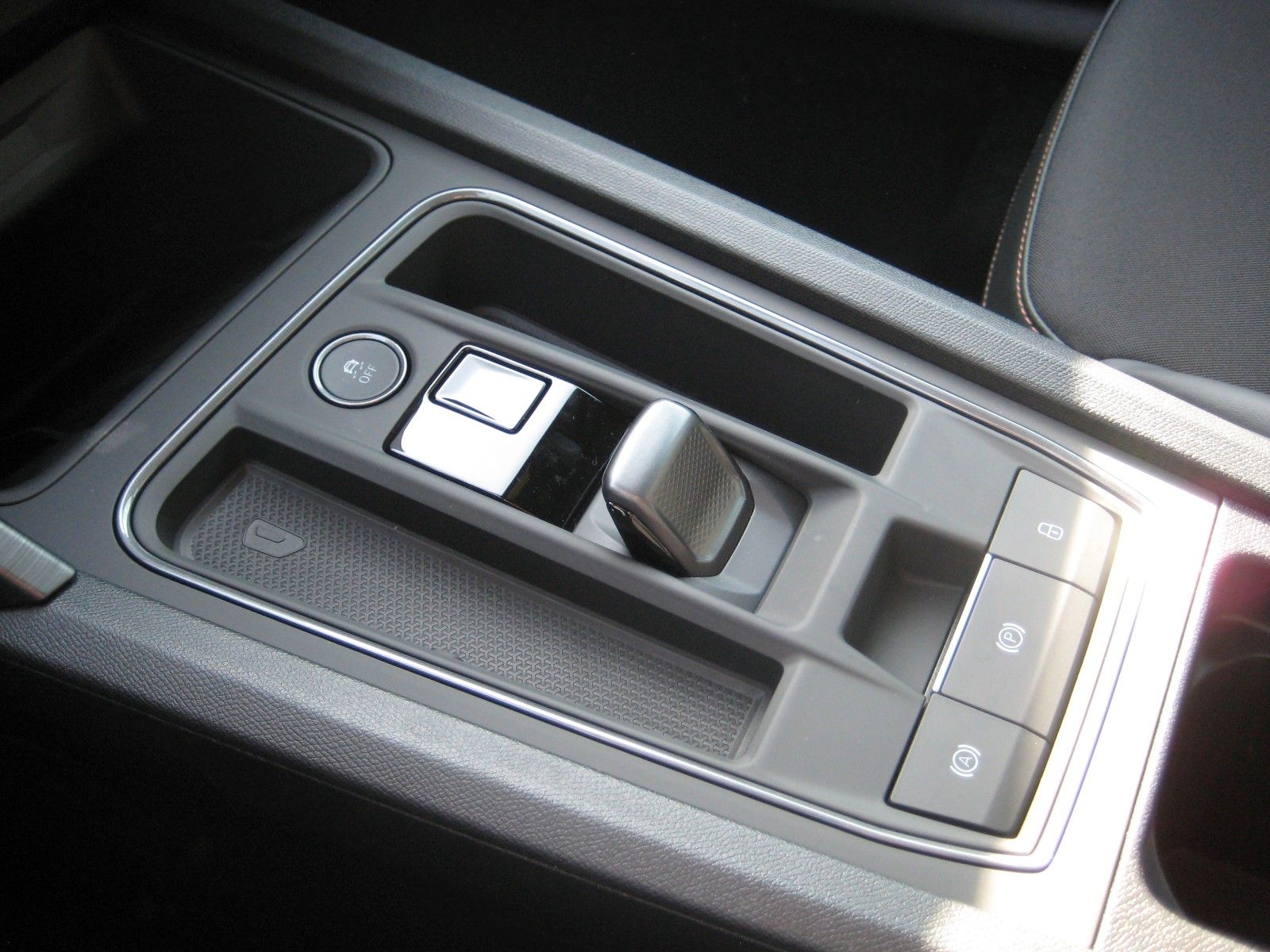 Cupra Leon 1.4 e-HYBRID 180kW VZ DSG - Samsaru's Car Outlet