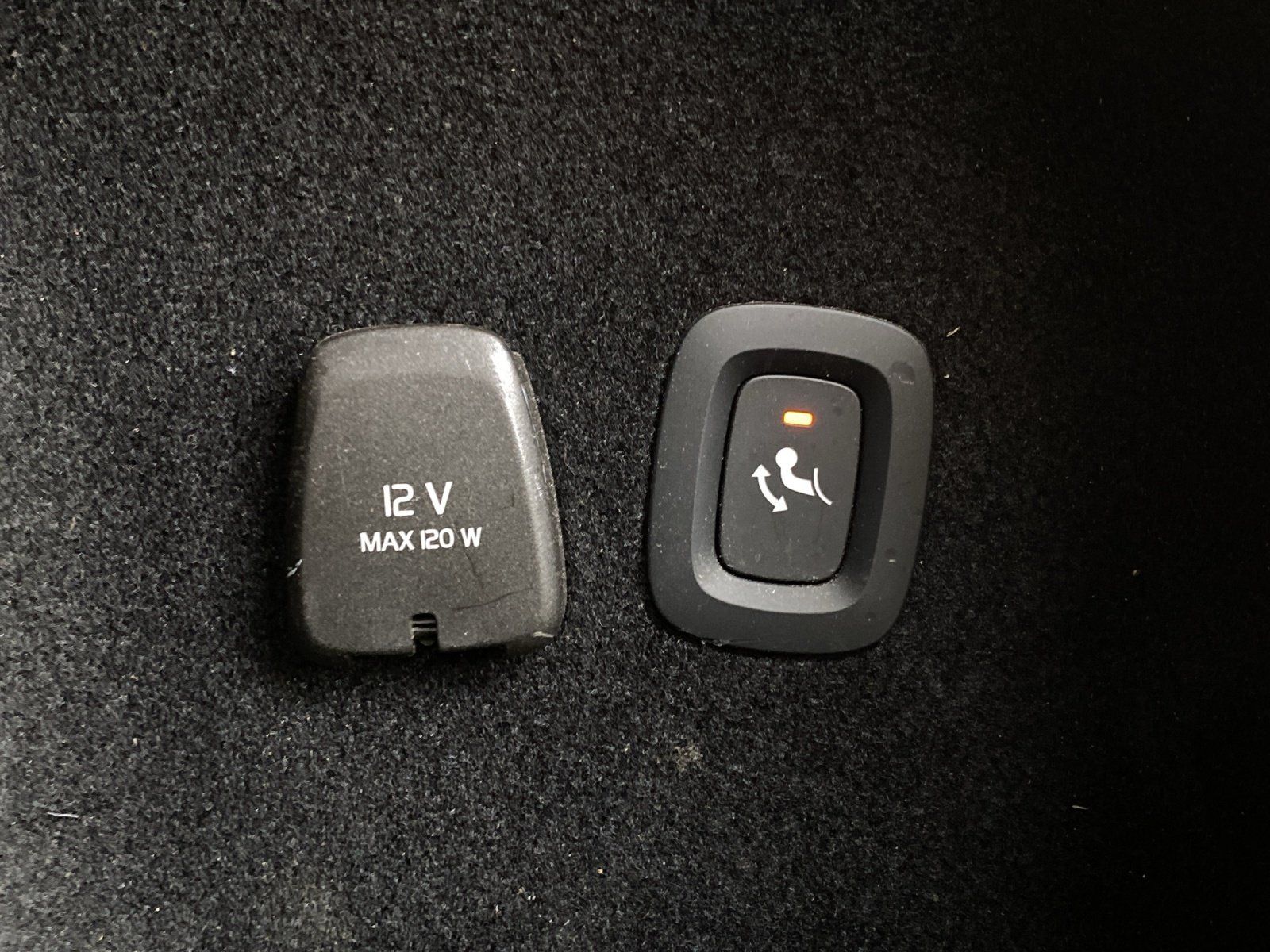 Volvo V60 T8 Plus Bright AHK*SHZ vo+hi*AWD*StHzg*