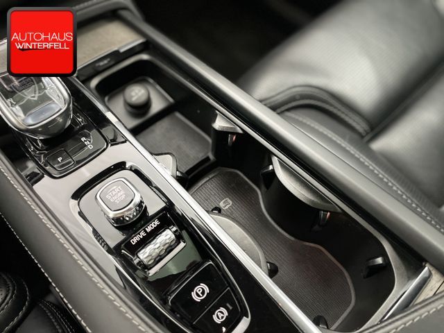 Volvo XC90 B5 D INSCRIPTION AWD - Samsaru's Car Outlet