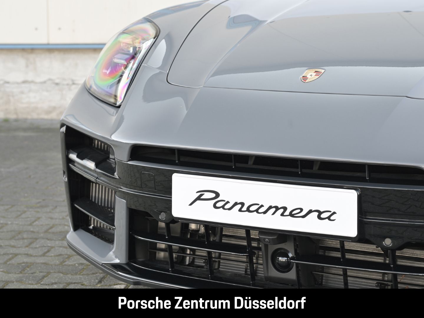 Porsche Panamera GTS Surround-View Head-Up Sportabgas