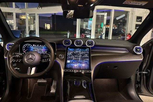 Mercedes-Benz GLC 300 d 4 M AMG Digital Light+Panorama+Burmest