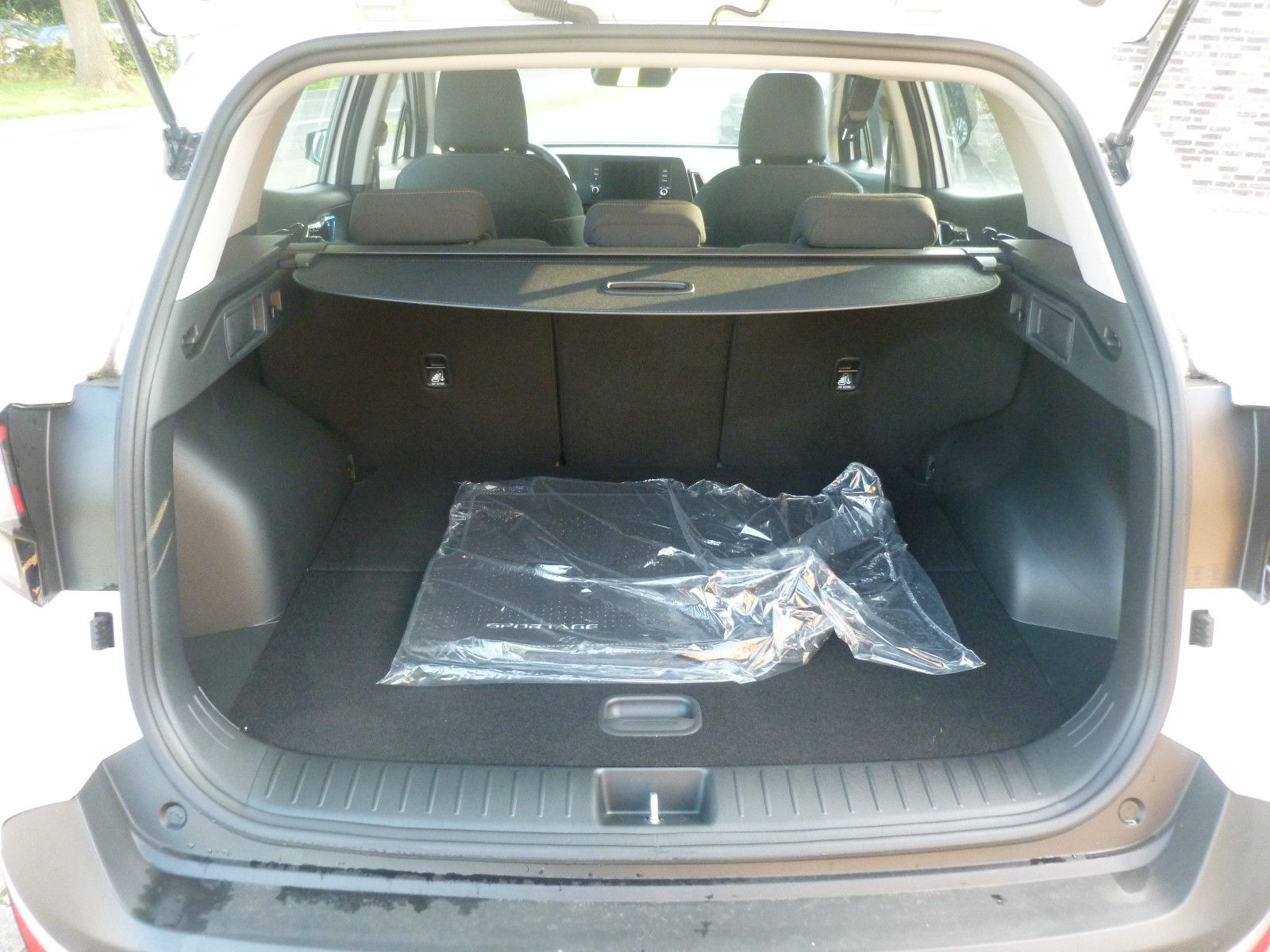 Kia Sportage Edition 7 Emotion - Samsaru's Car Outlet