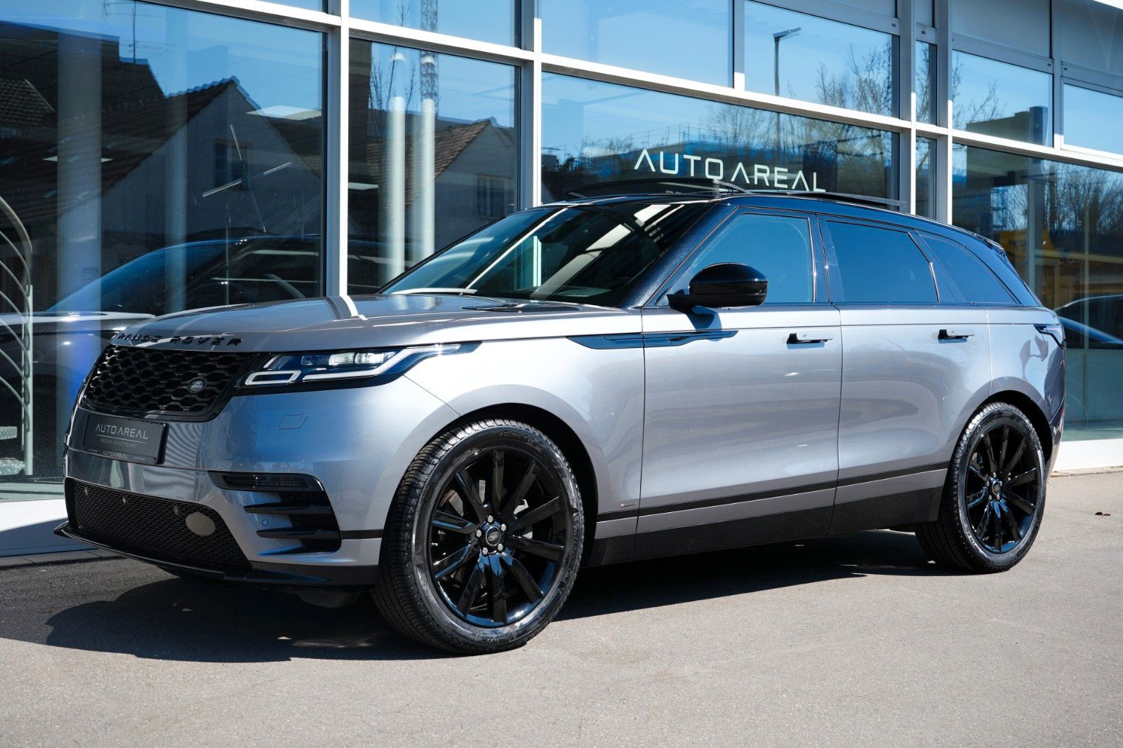 Range Rover Velar R-Dynamic - Samsaru's Car Outlet