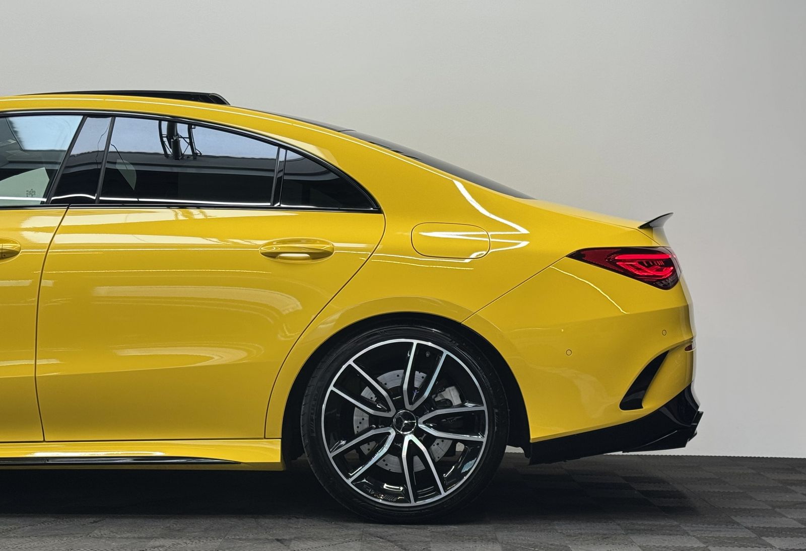 Mercedes-Benz CLA 35 AMG 4M Coupé - Samsaru's Car Outlet
