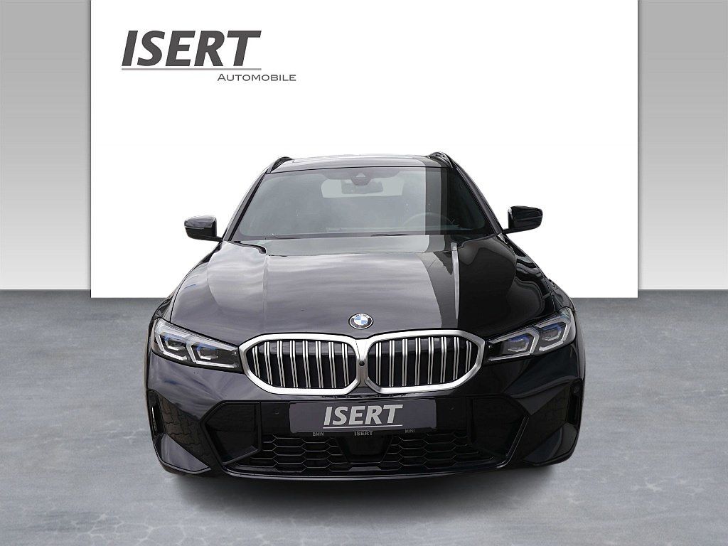 BMW 320i tour. M Sport A. +PANO+AHK+adLED+HIFI+