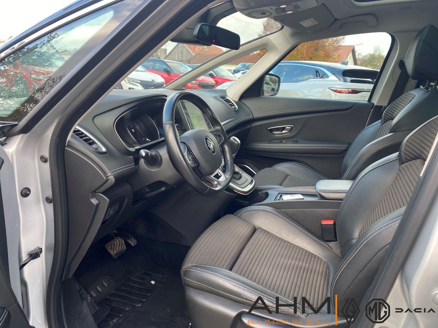 Renault Scenic IV BOSE Edition BLUE dCi - Samsaru's Car Outlet