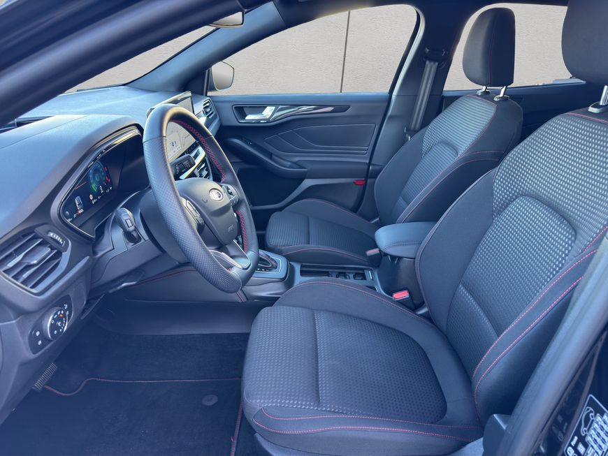 Ford Focus Turnier 1.0 EcoBoost Hybrid Aut. ST-LINE X