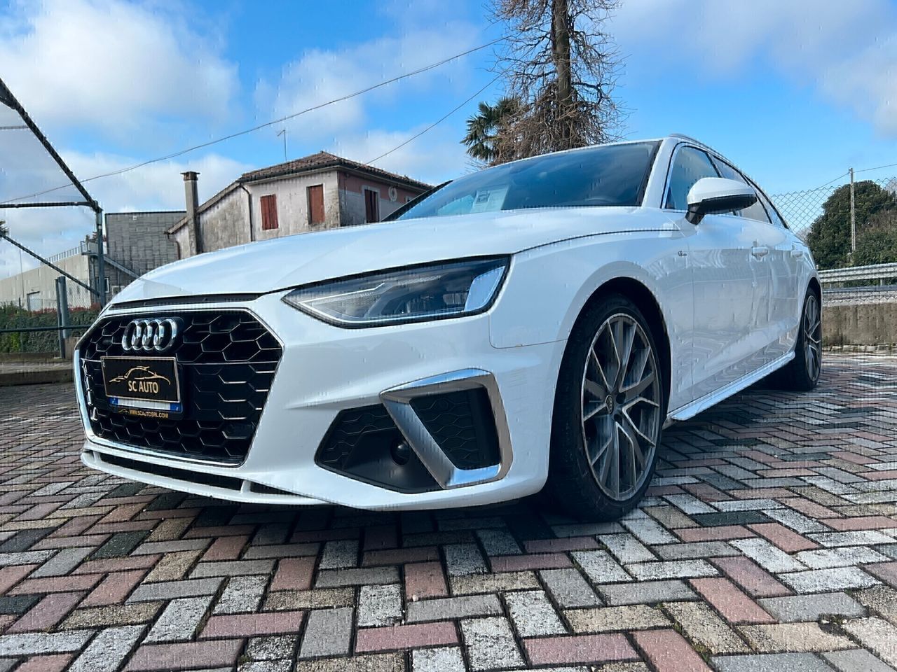 Audi A4 Avant 40 TDI S tronic S line - Samsaru's Car Outlet