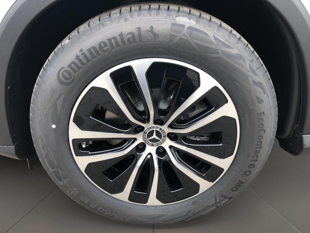 Mercedes-Benz GLC 220 d 4MATIC Avantgarde - Samsaru's Car Outlet