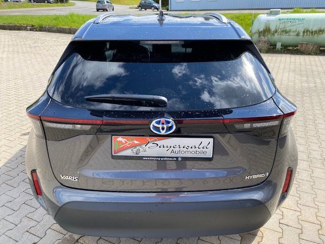 Toyota Yaris Cross Hybrid Navi Kamera SHZ ALU
