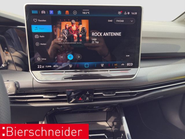 Volkswagen Golf 8 1.5 TSI DSG GTE Black AHK MATRIX PANO HuD