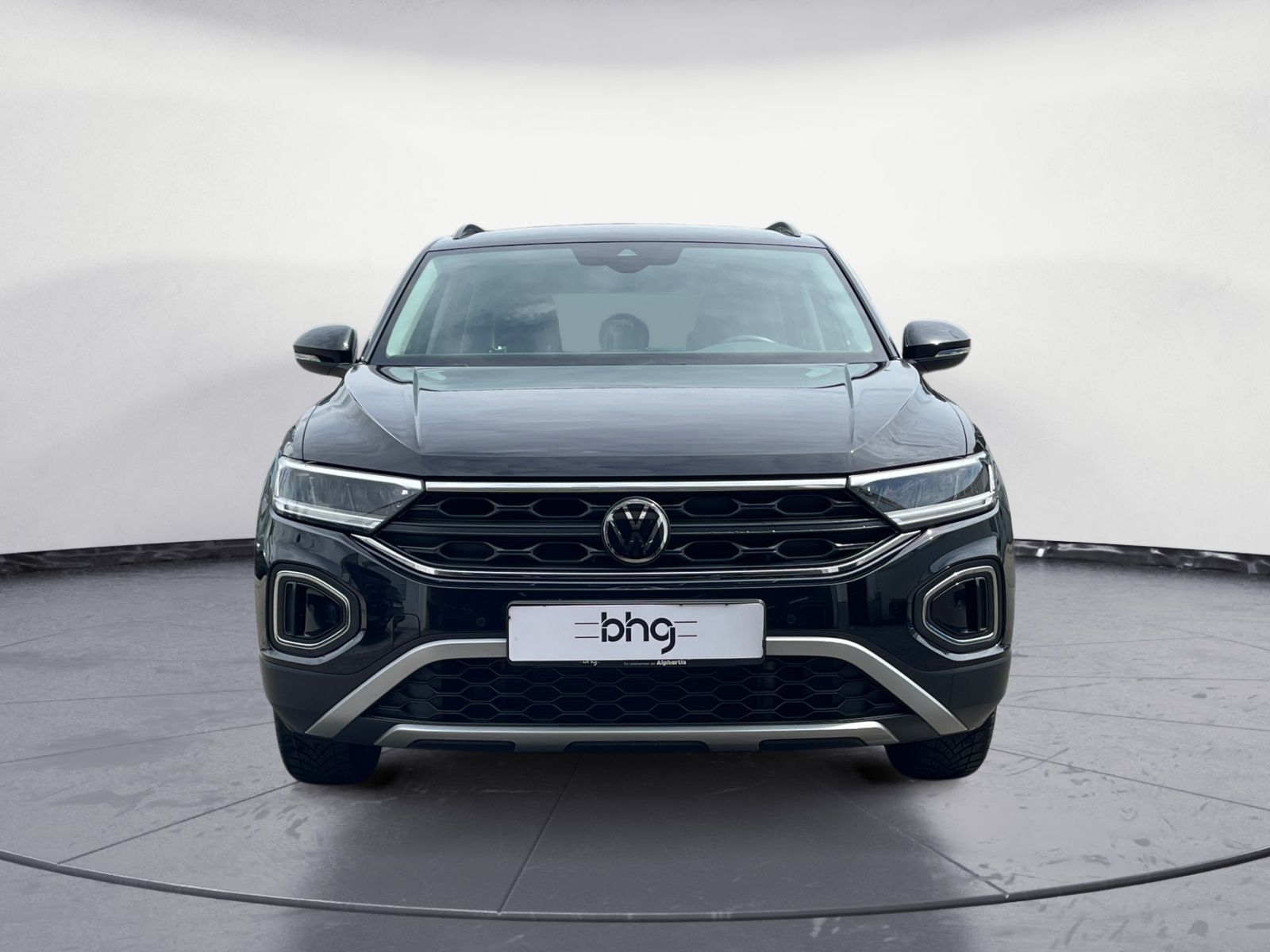 Volkswagen T-Roc Life 1.0 l TSI - Samsaru's Car Outlet