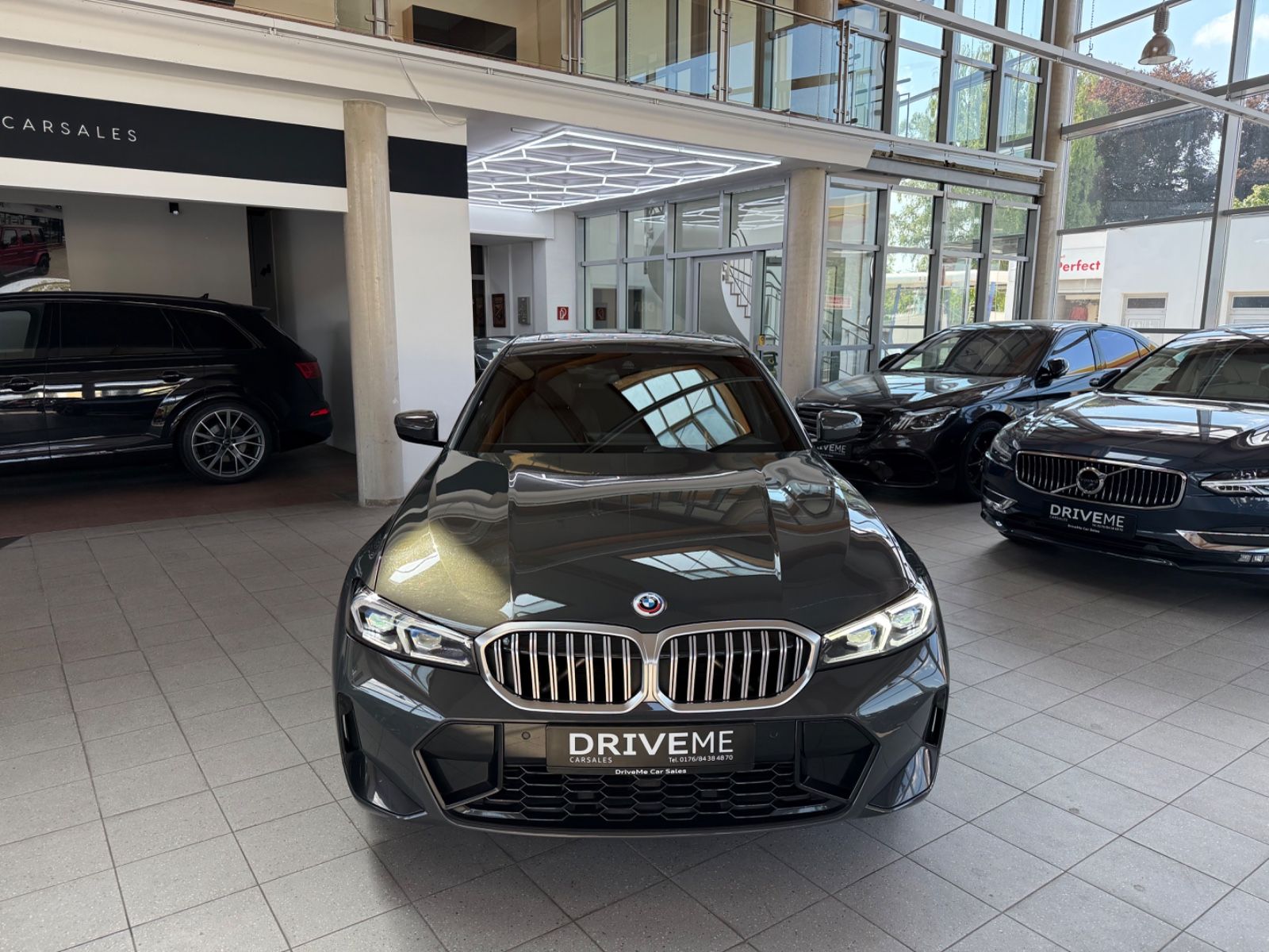 BMW 3 Lim. 330 i M Sport - Samsaru's Car Outlet