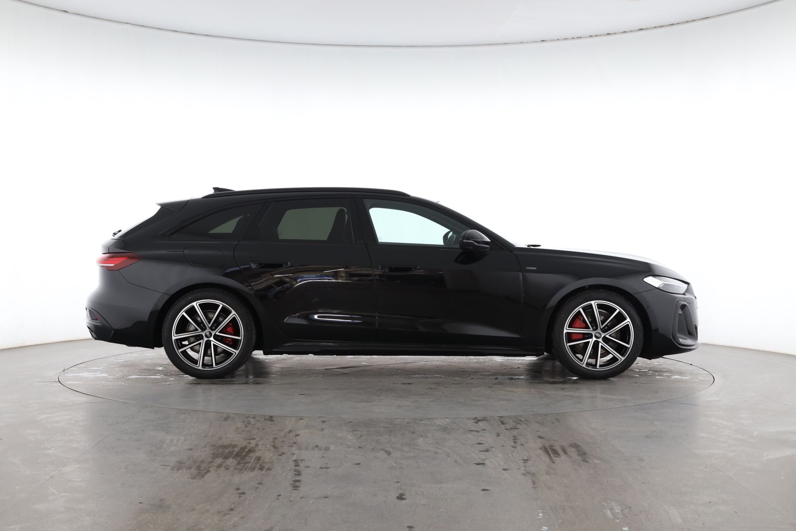Audi A5 Avant e hybrid quattro S tronic S line | AHK
