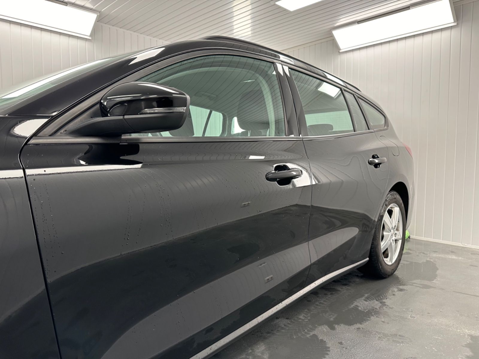Ford Focus Turnier - Samsaru's Car Outlet