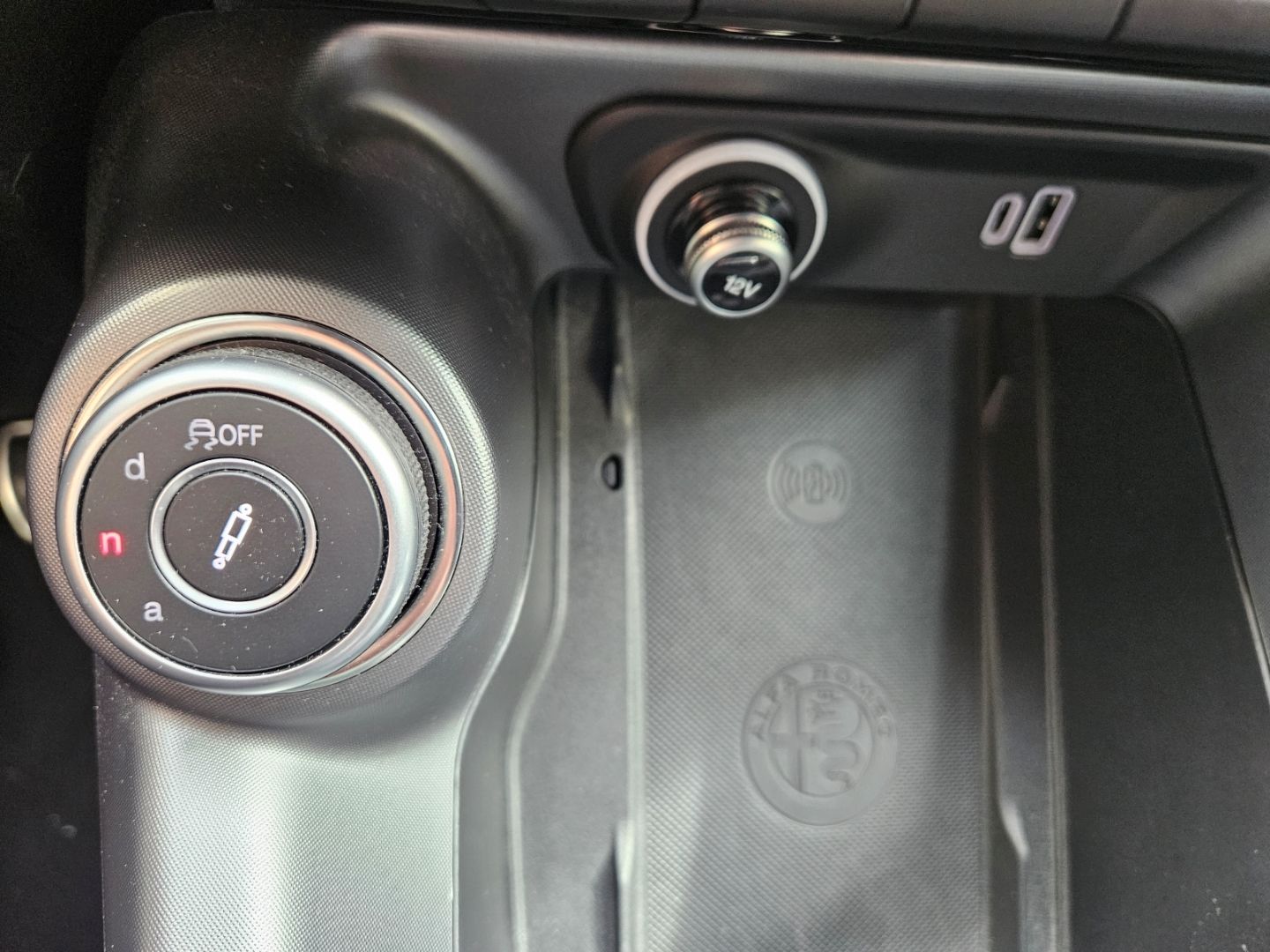 Alfa Romeo Tonale 1.3T PHEV Edizione Speciale - Leder - Sou