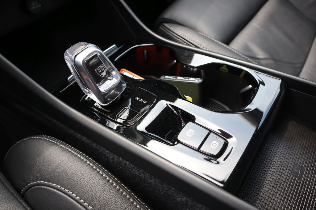 Volvo XC40 T4 Recharge DKG Plus Bright|AHK|NAVI|SHZG