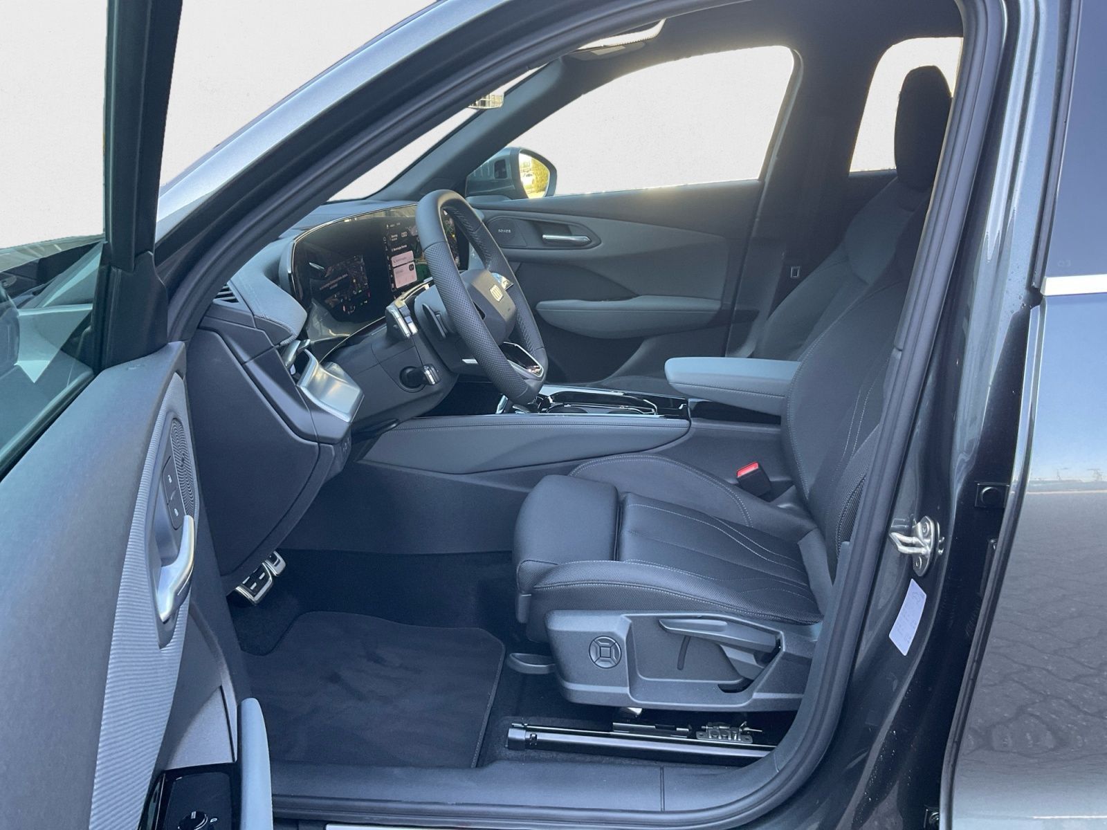 Audi Q3 SUV e-hybrid 2x S line MATRIX AHK HUD SONOS