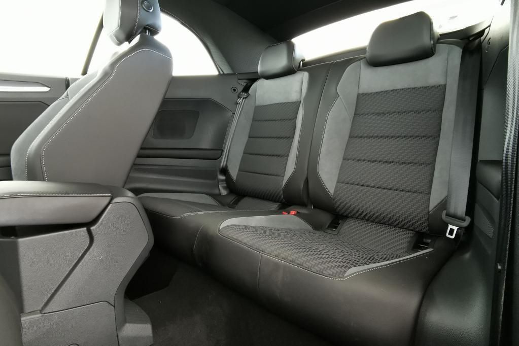Volkswagen T-Roc R-Line 1.5 TSI - Samsaru's Car Outlet