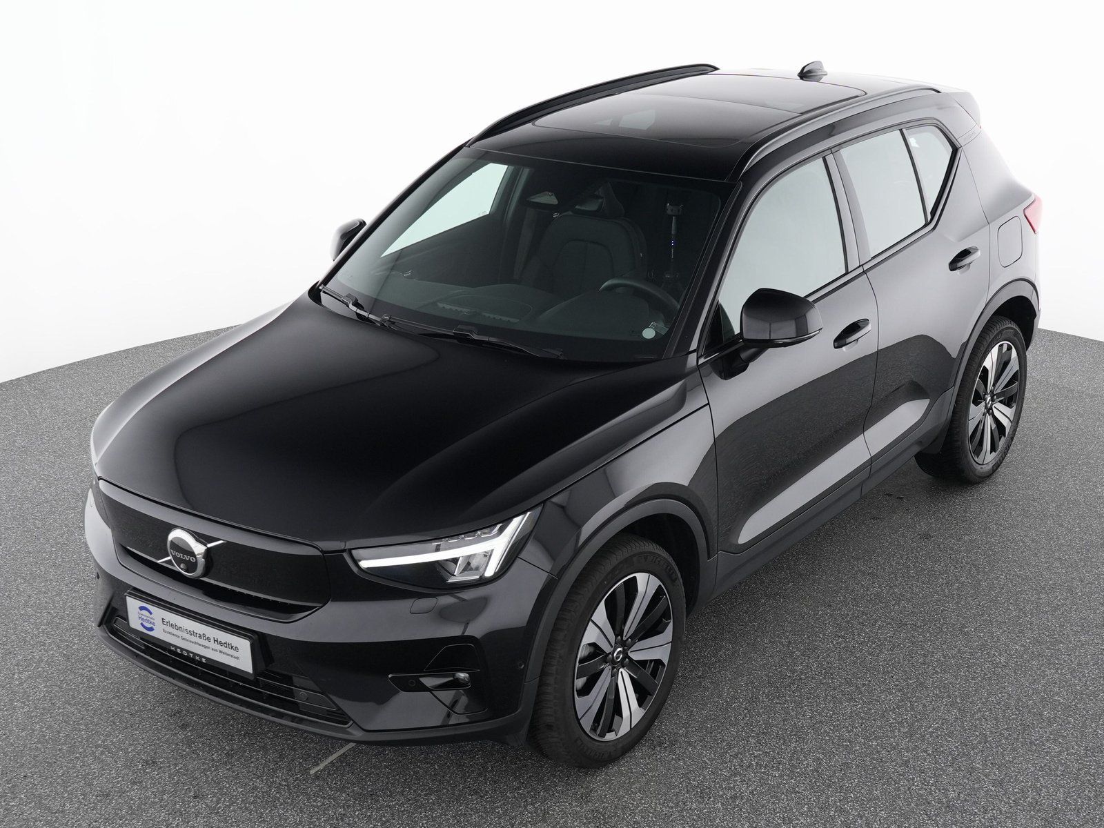 Volvo XC40 Recharge Ultimate - Samsaru's Car Outlet