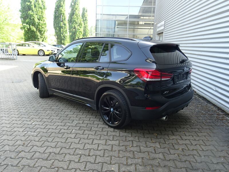 BMW X1 xDrive25e Sport Line - Samsaru's Car Outlet