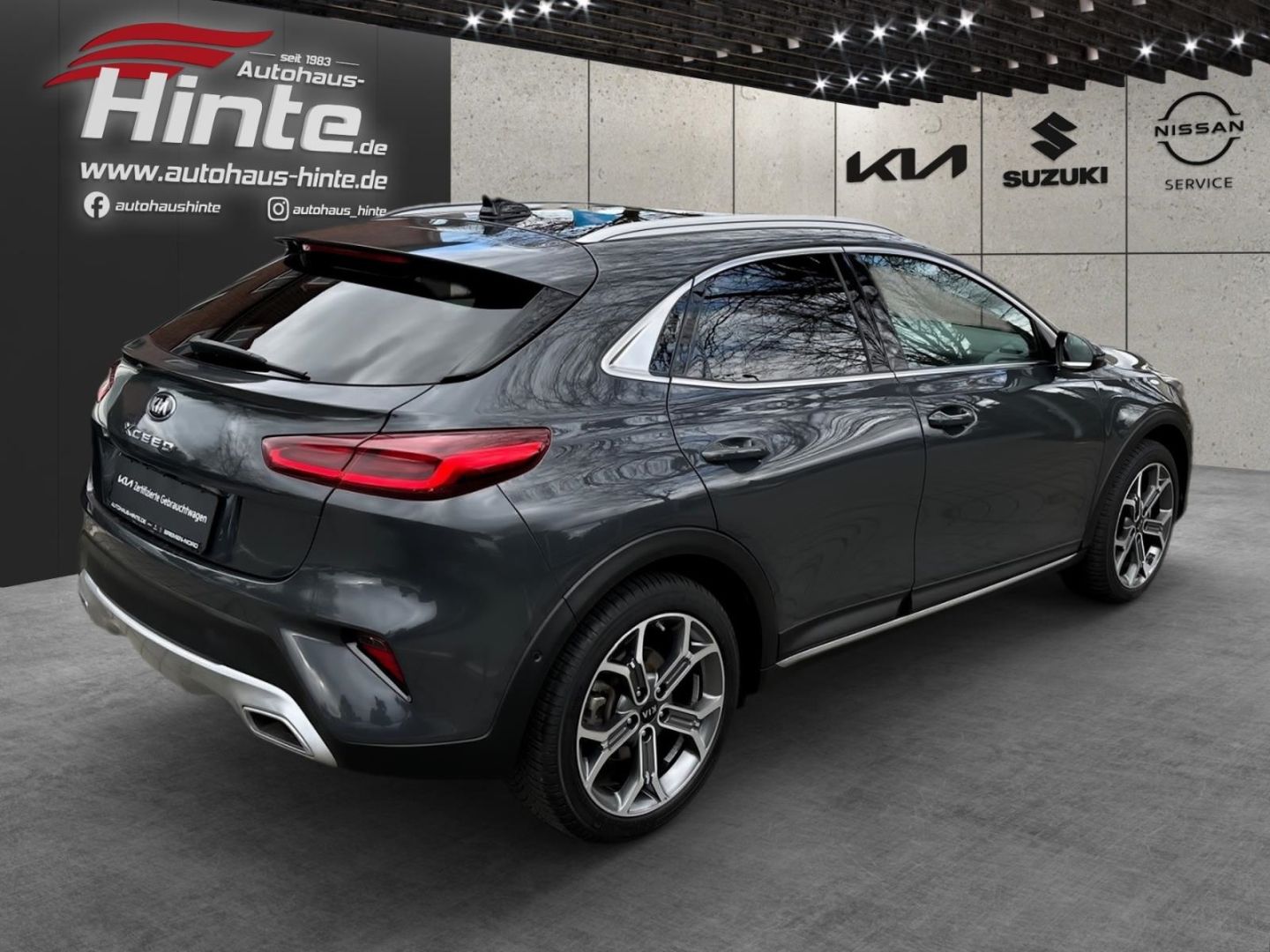 Kia XCeed PLATINUM Plug-in Hybrid - Samsaru's Car Outlet
