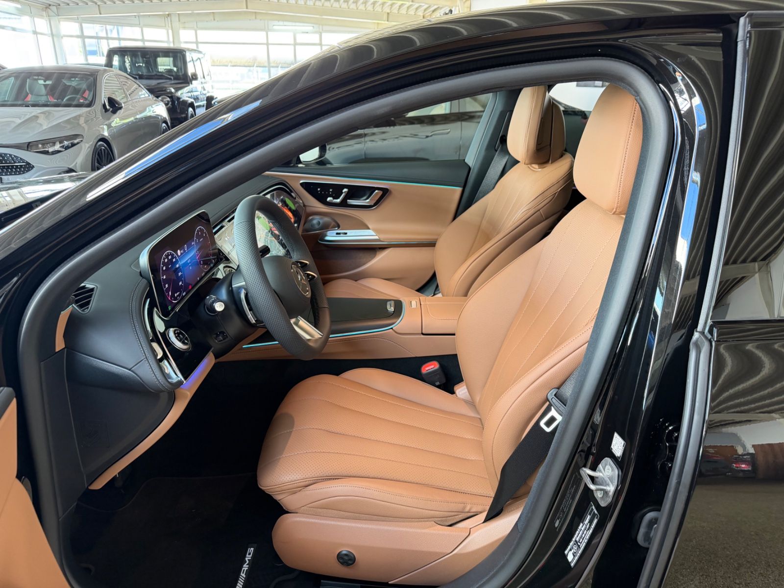 Mercedes-Benz E 220 d 4Matic  AMG PremiumPlus/Superscreen/21"