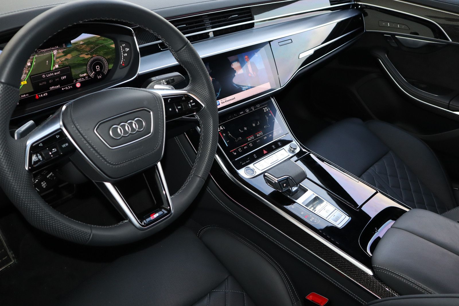 Audi A8 60 TFSI e qu S-Line Black - Samsaru's Car Outlet