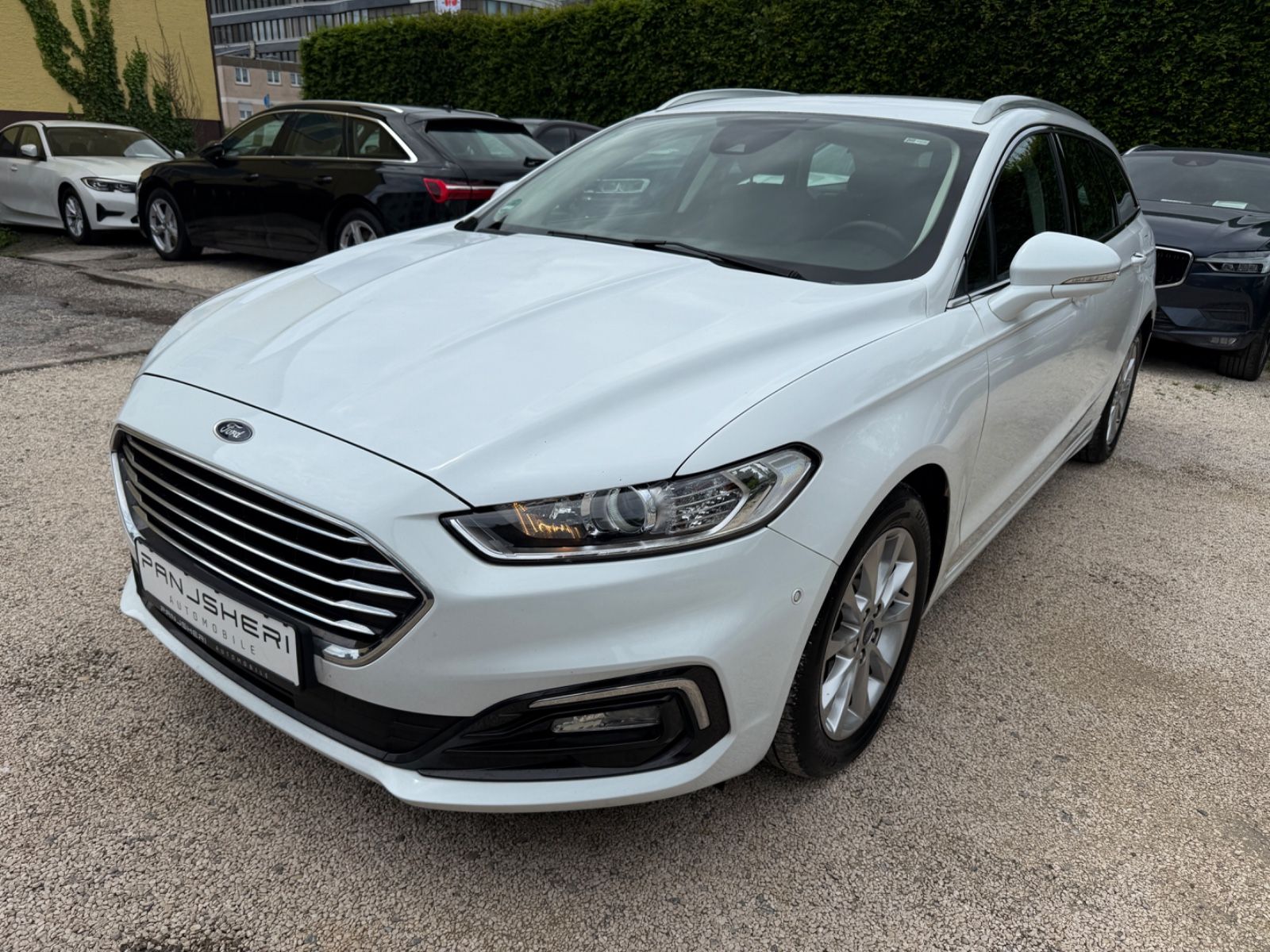Ford Mondeo 2.0 EcoBlue Aut Turnier Titanium - Samsaru's Car Outlet