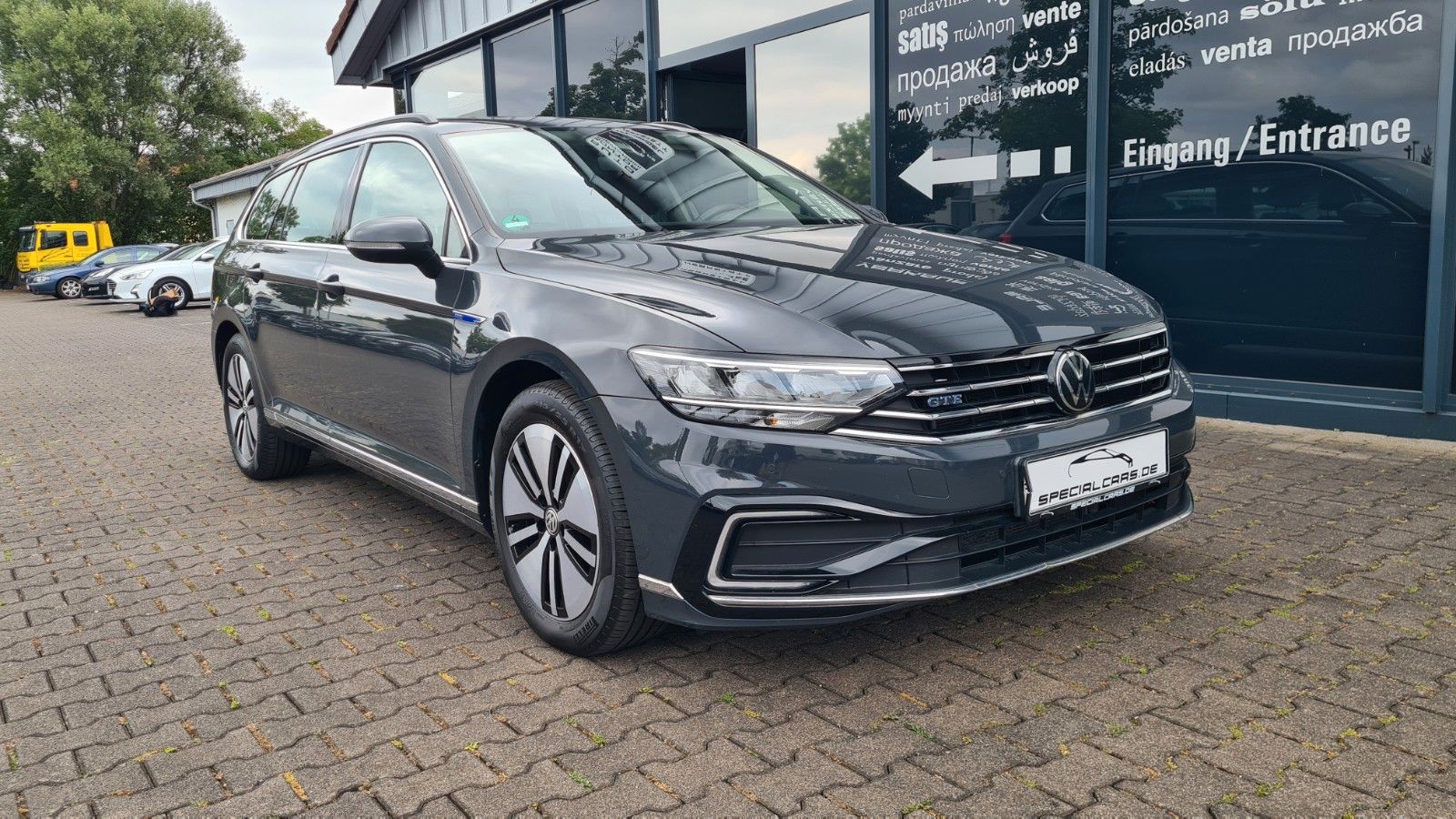 Volkswagen Passat Variant GTE - Samsaru's Car Outlet