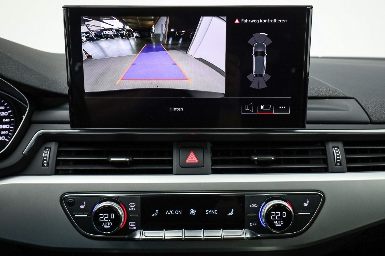 Audi A4 Avant Advanced 45 TFSI qu. - Samsaru's Car Outlet
