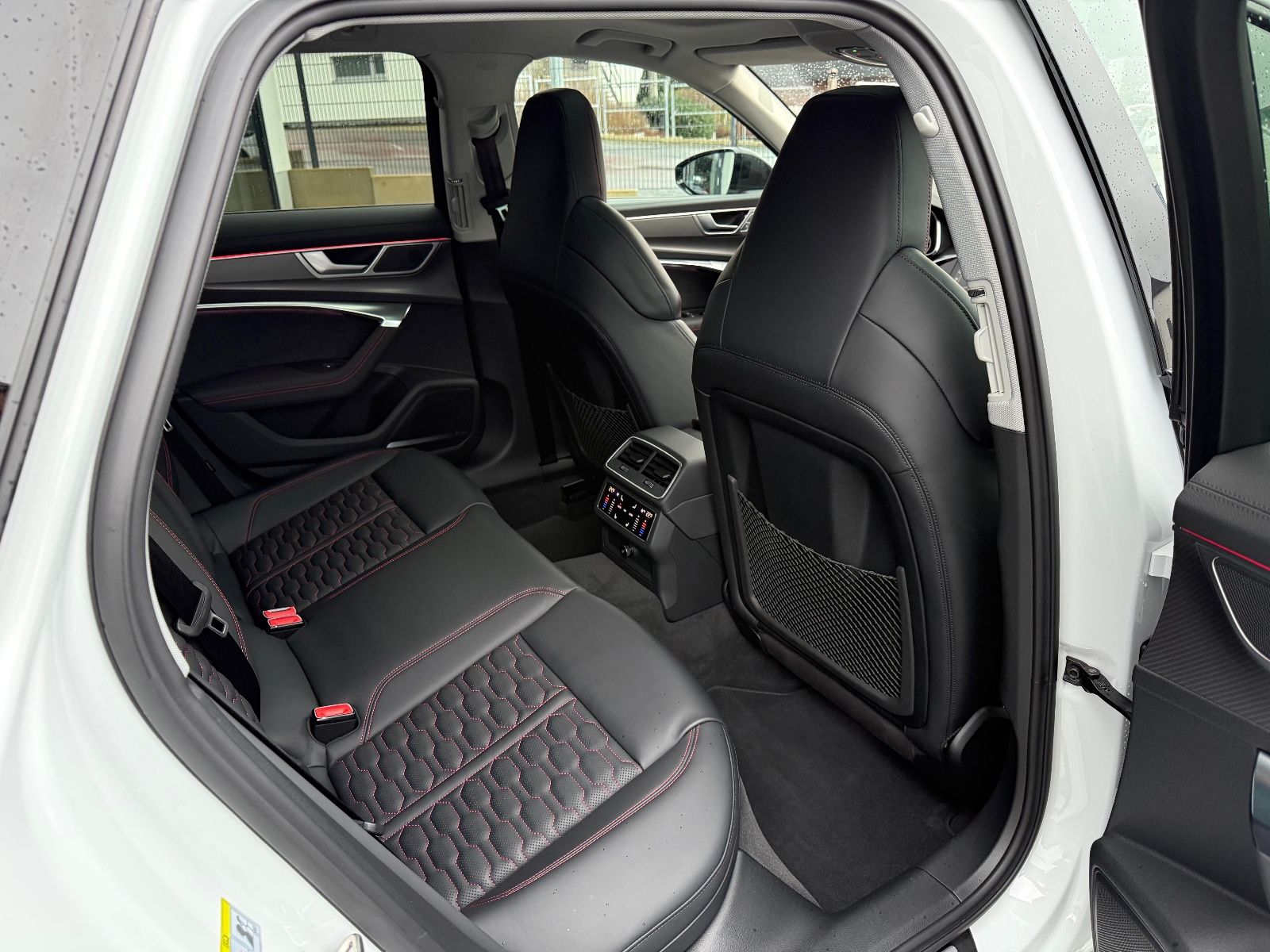 Audi RS6 Avant 4.0 TFSI quattro/Carbon/Pano/B&O/Laser
