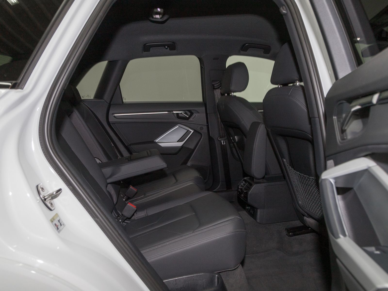 Audi Q3 40 TDI Q S LINE - Samsaru's Car Outlet
