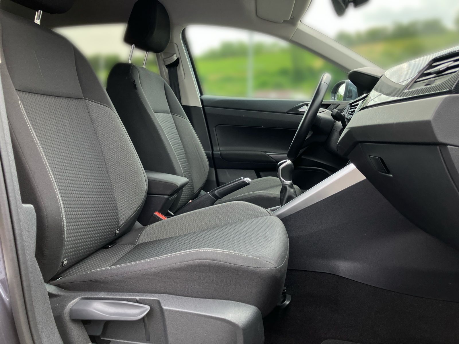 Volkswagen Taigo Life 1.0 TSI - Samsaru's Car Outlet