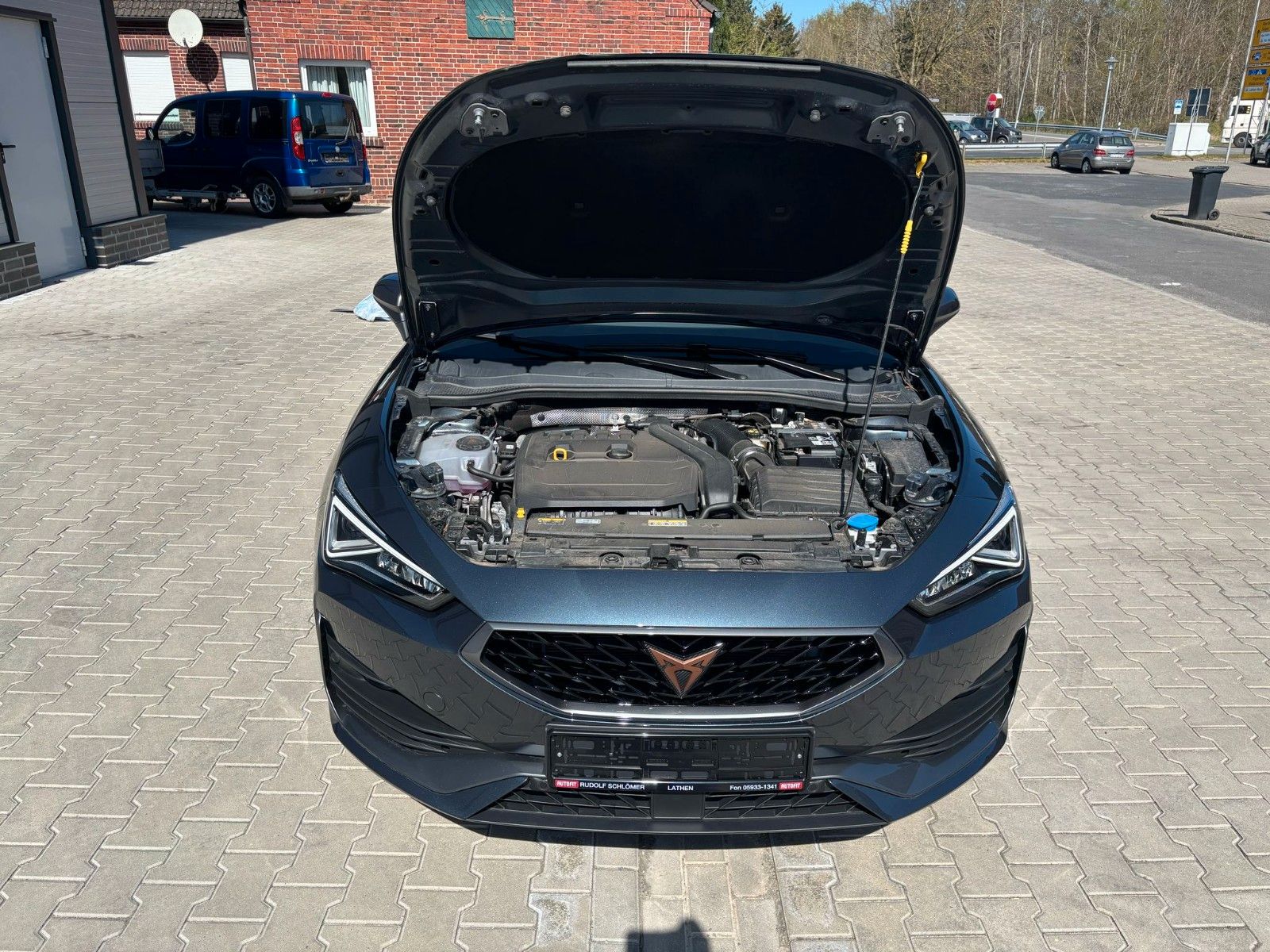 Cupra Leon Sportstourer - Samsaru's Car Outlet