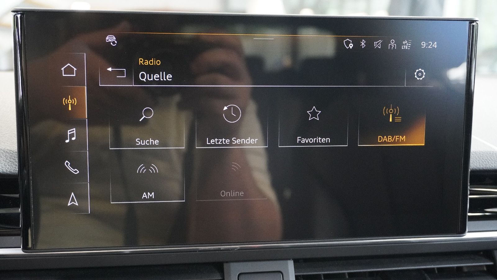 Audi A4 Avant 40 TFSI quattro S line - Samsaru's Car Outlet
