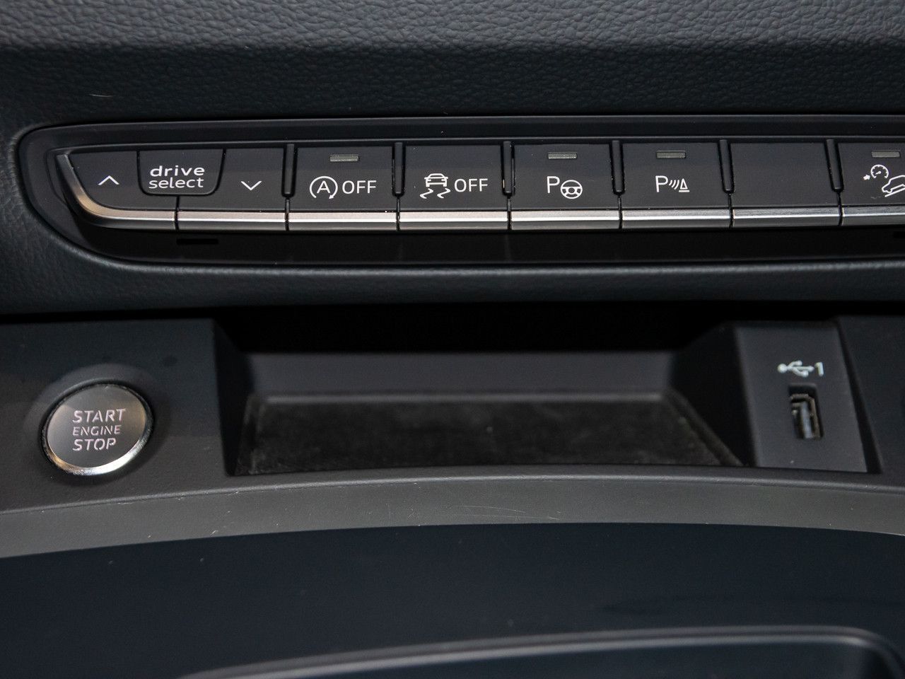 Audi Q5 Sportback 40 TDI quattro S line Matrix Pano