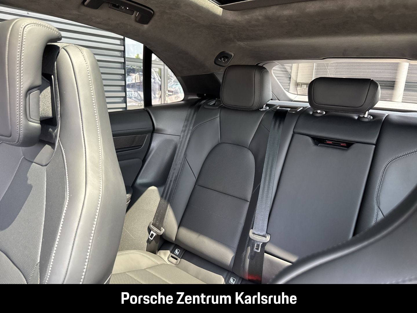 Porsche Macan Turbo BOSE Luftfederung LED-Matrix