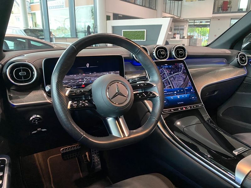 Mercedes-Benz GLC 300 AMG-Line Night DigitalLight Pano AHK DTR