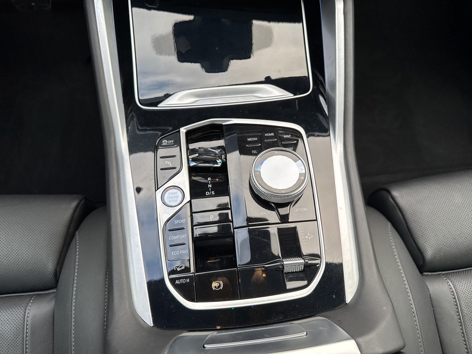 BMW X6 xDrive40i M Sport Pro|AHK|Pano|H/K|Standhzg.