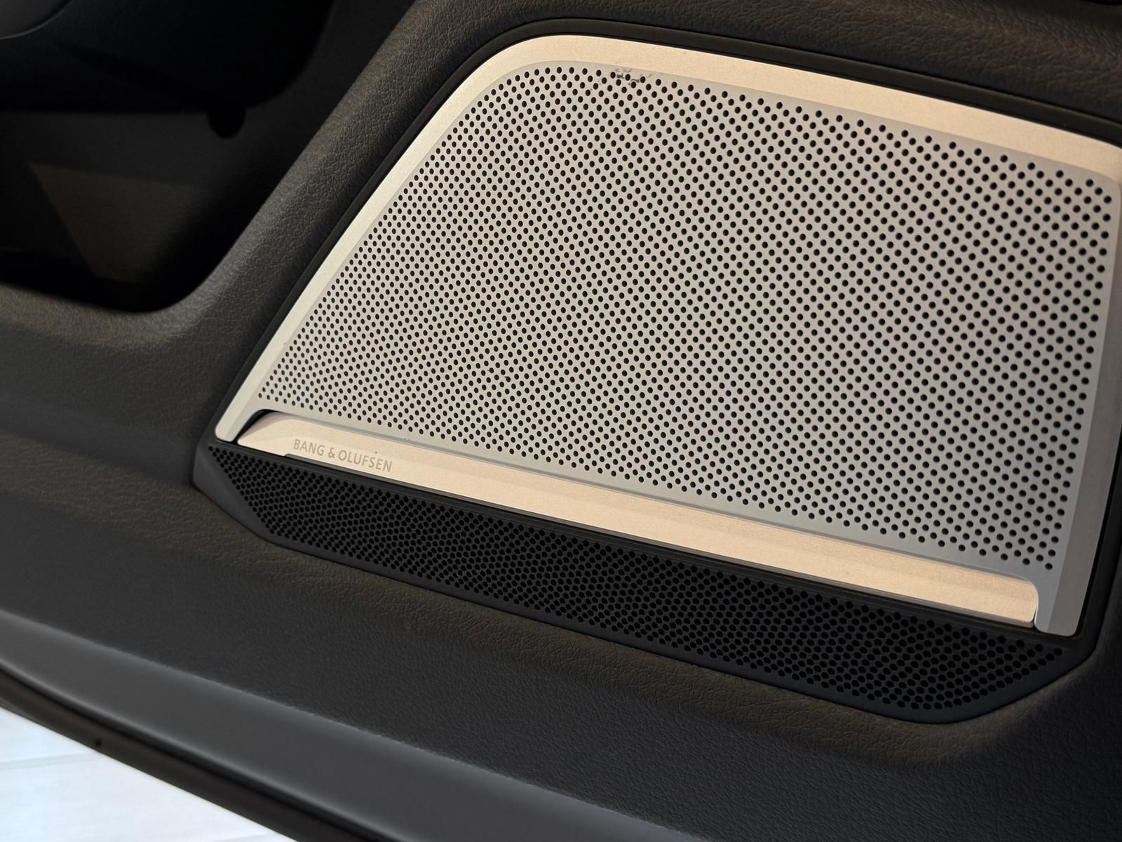 Audi RS6 4.0 TFSI Q*Pano*HuD*B&O-Adv.*Carbon*Dynamik+