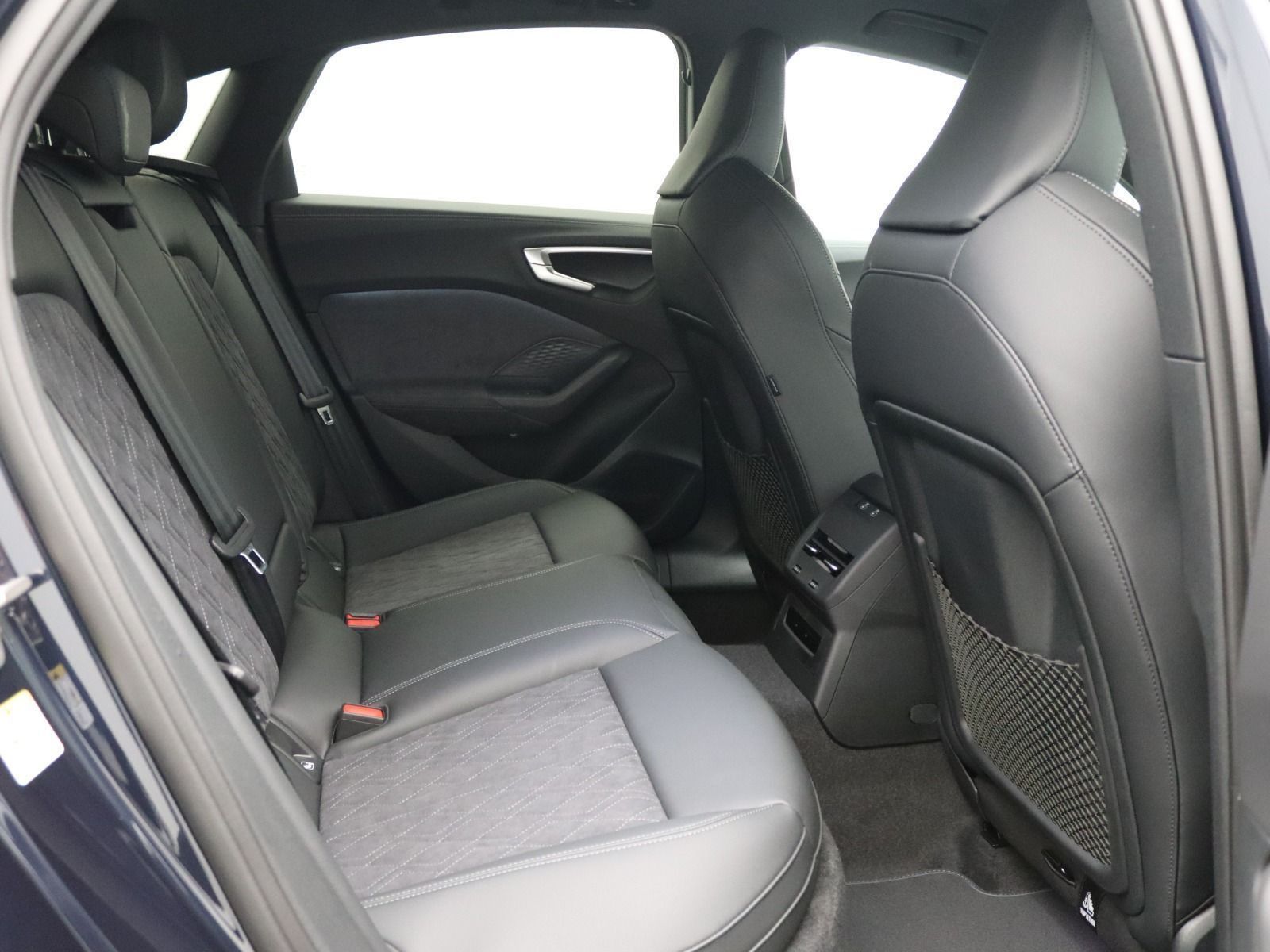 Audi A5 Limousine S-Line TDI quattro S-tronic / AHK