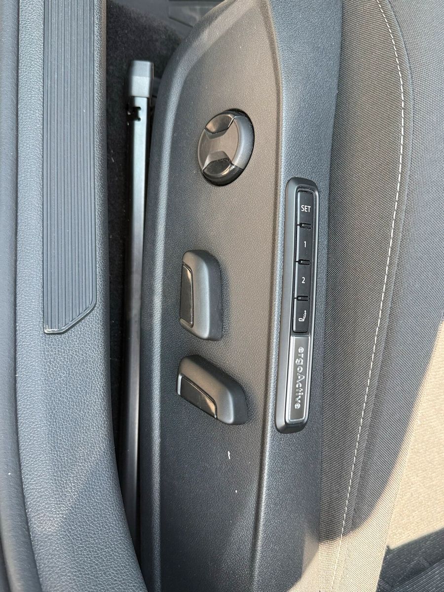 Volkswagen 1.5 eTSI Life - Samsaru's Car Outlet