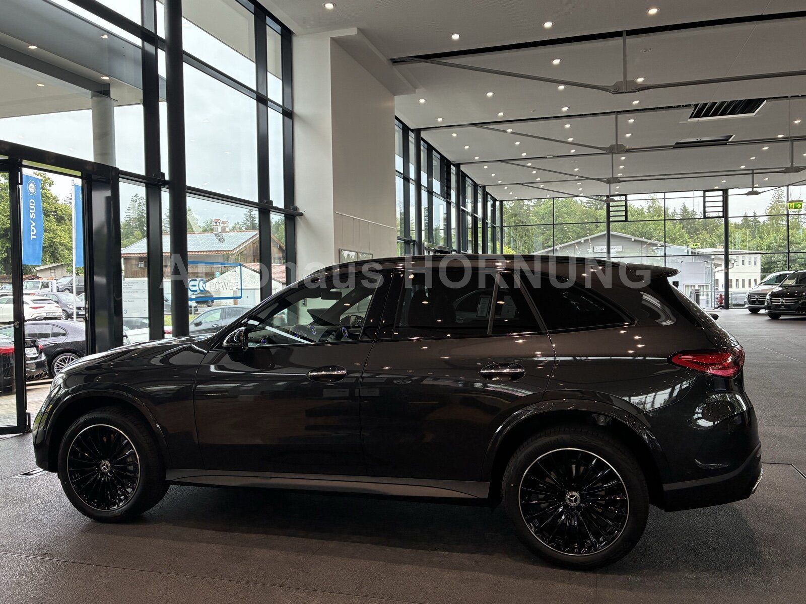 Mercedes-Benz GLC 300 d 4M AMG Pano StHz AHK DigiL Distr. 360°