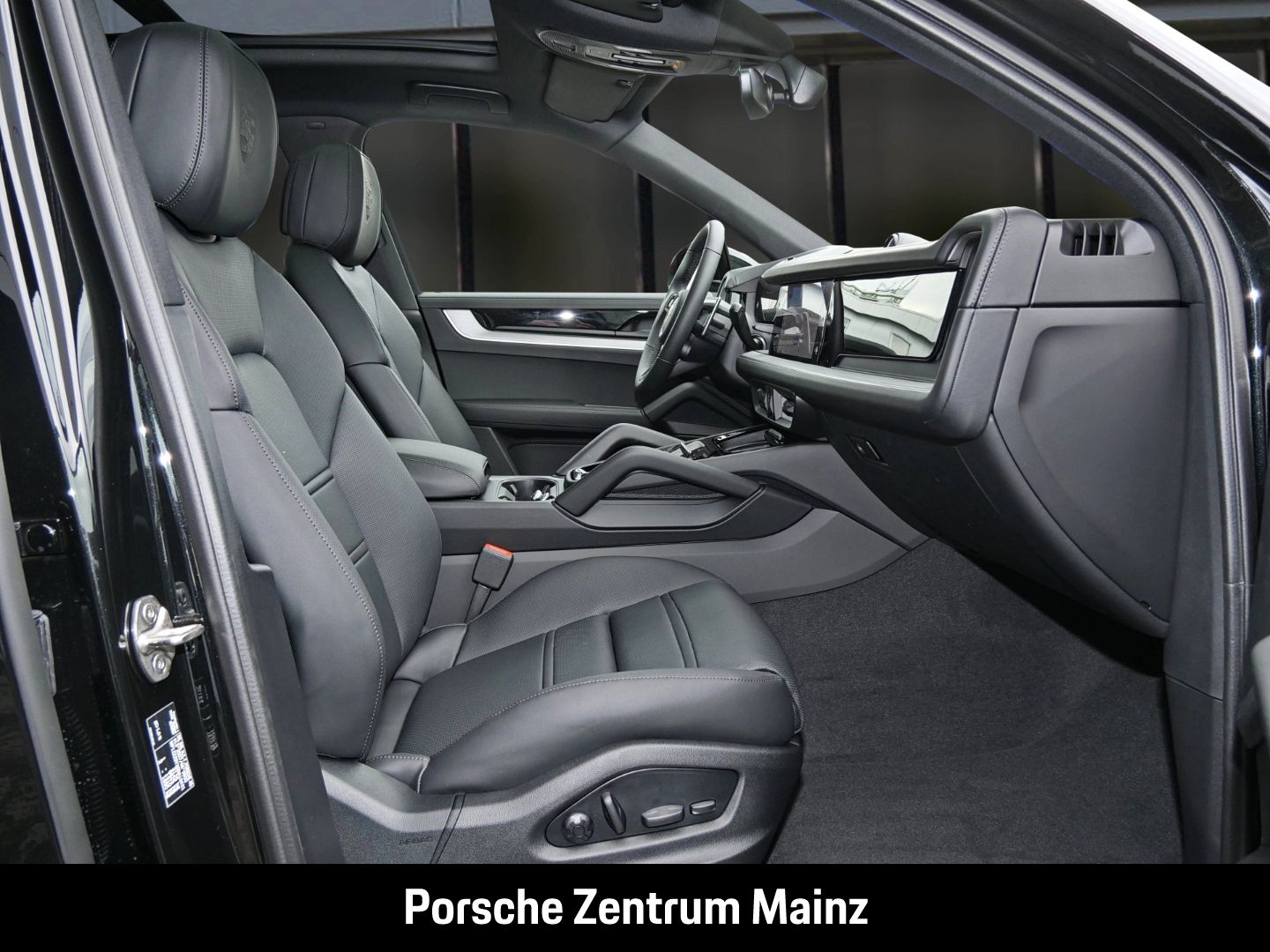 Porsche Cayenne E-Hybrid BOSE,InnoDrive,HDMatrix,Anhänge