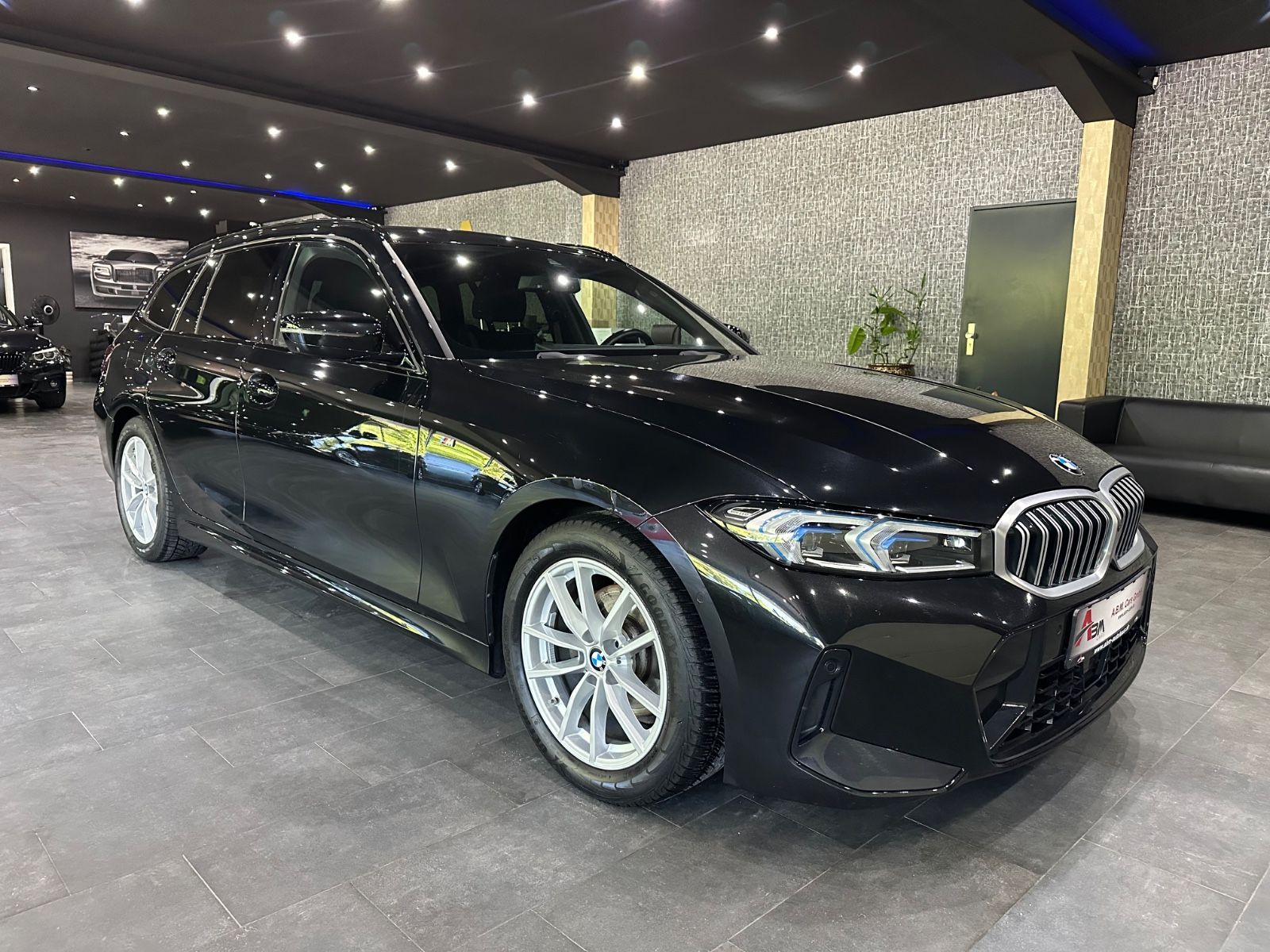 BMW 320 d M Sport /ACC /360°KAMERA / HEAD-UP /1.HAND