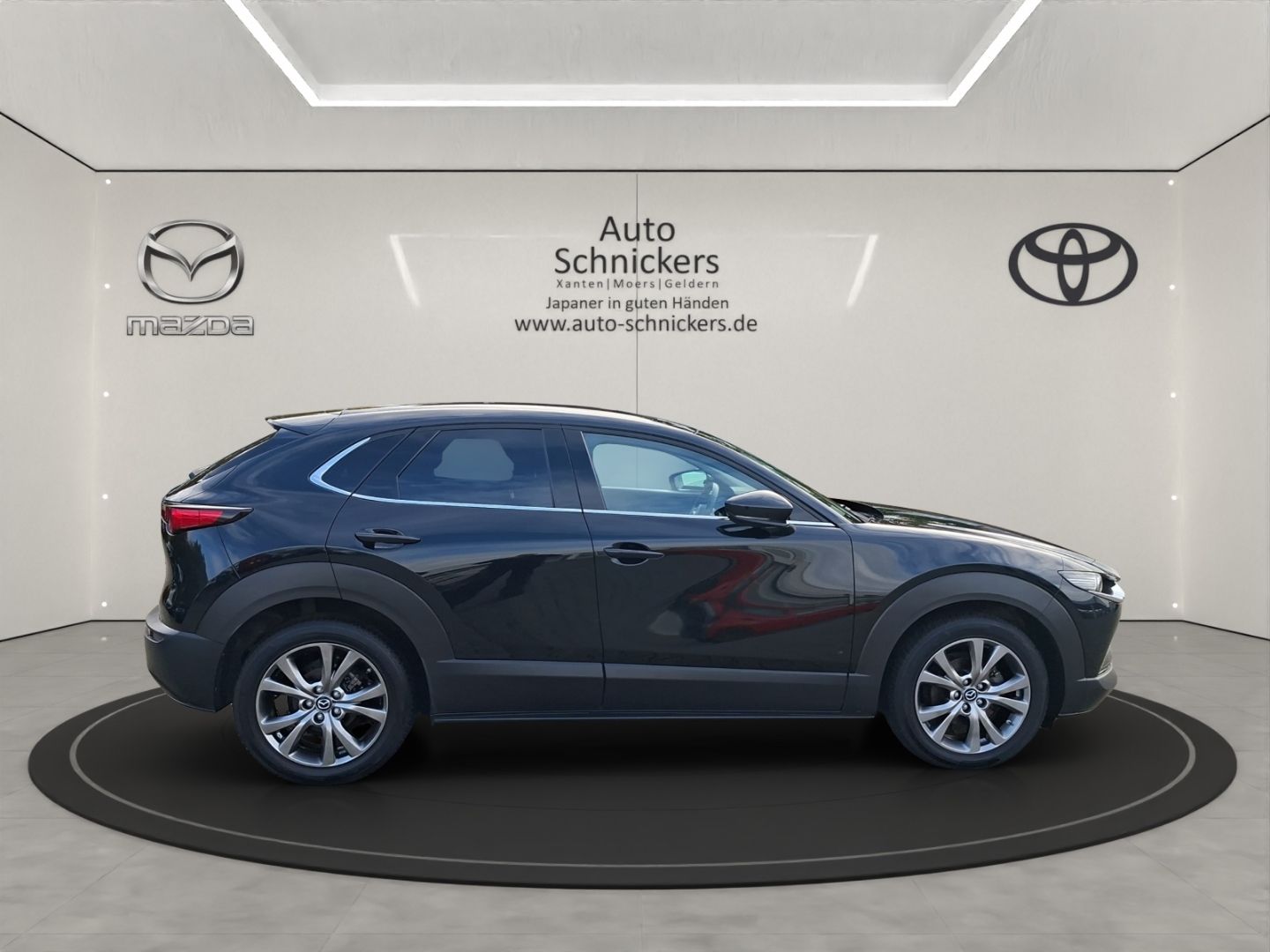 Mazda CX-30 SKY-X EXCLUSIVE-+DESIGN-P+18 Z+DRI-AS !!