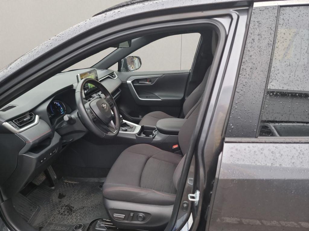 Toyota RAV 4 Plug-in Hybrid - Samsaru's Car Outlet