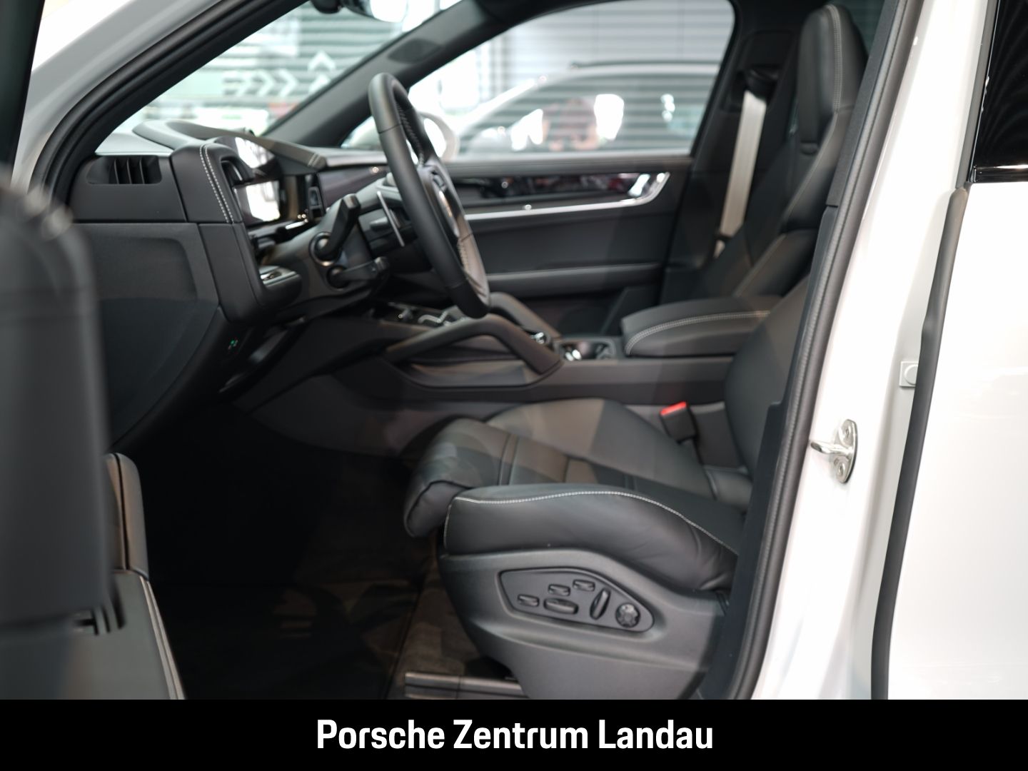 Porsche Cayenne E-Hybrid Burmester InnoDrive Head-Up